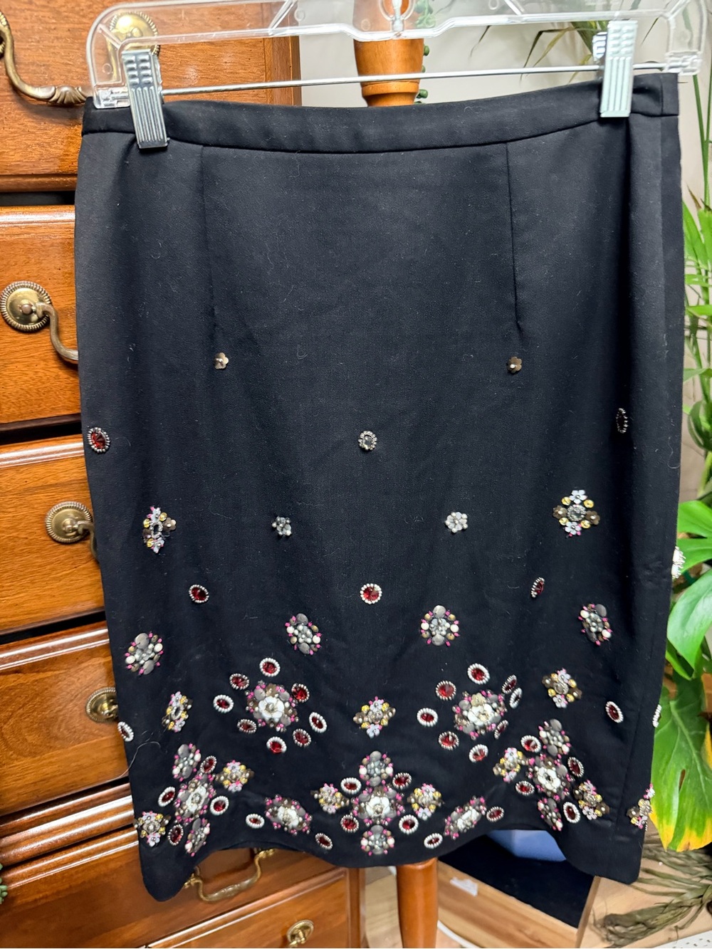 Stunning White House Black Market Jeweled & Beaded Pencil Skirt ✨-Sz6